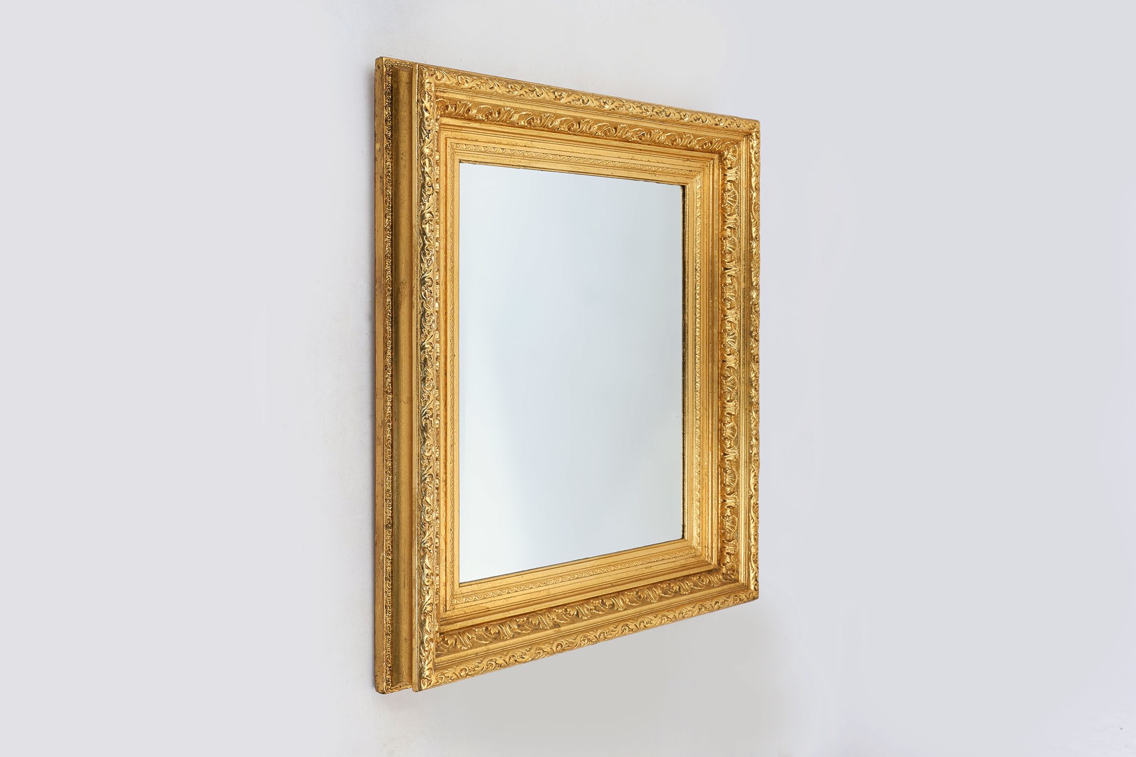 Baroque gilt facet cut wall mirror in wood, France 1850thumbnail